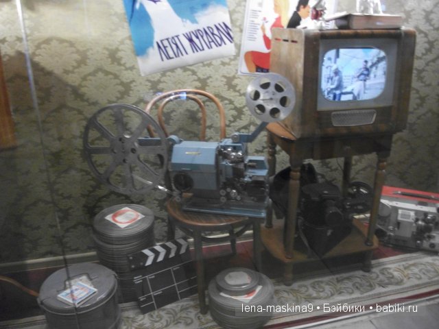 Выставка. Назад в детство (фото 2)