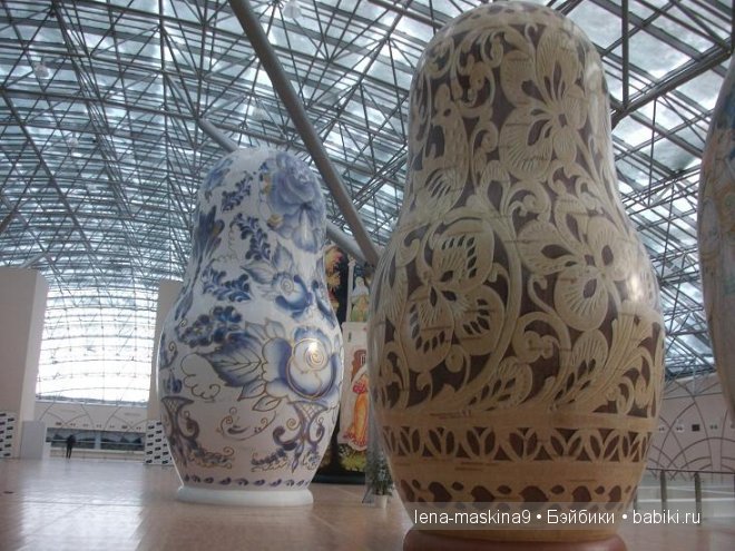 Выставка гиганских матрешек