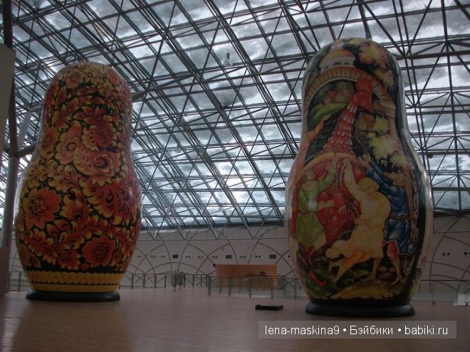 Выставка гиганских матрешек