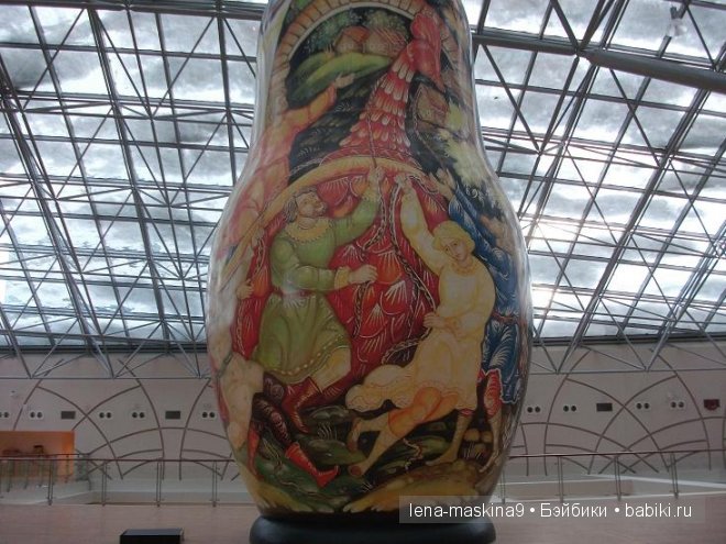 Выставка гиганских матрешек