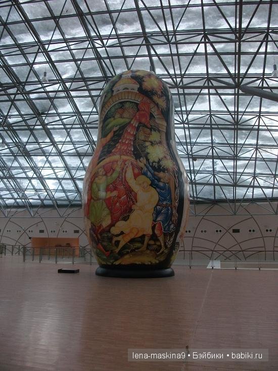 Выставка гиганских матрешек