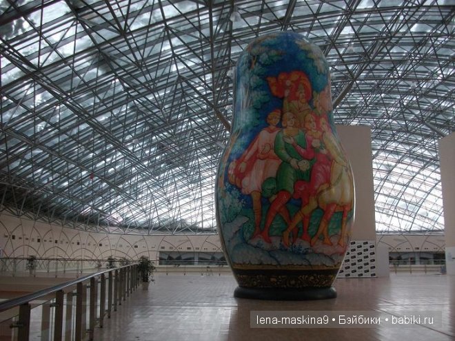 Выставка гиганских матрешек