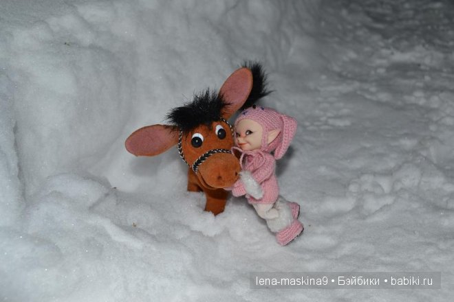 Прогулка куклы (БЖД) Луши в вечернем лесу