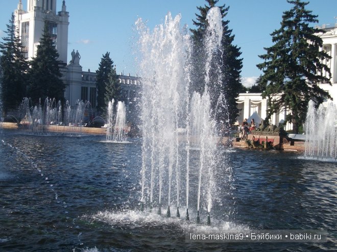 Котята на прогулке :) Игрушки нашего детства