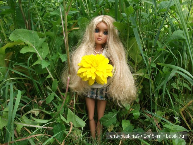 Лето кончилось, за окошком дождик, а так хочеться тепла и солнышка!!! (Шарнирная куколка и лето)