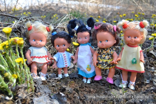 Как куколки ГДР ходили в лес