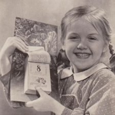 Какие подарки получали женщины на 8 марта в СССР!?