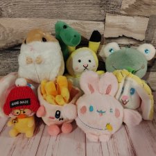 Лот игрушек и сумочка