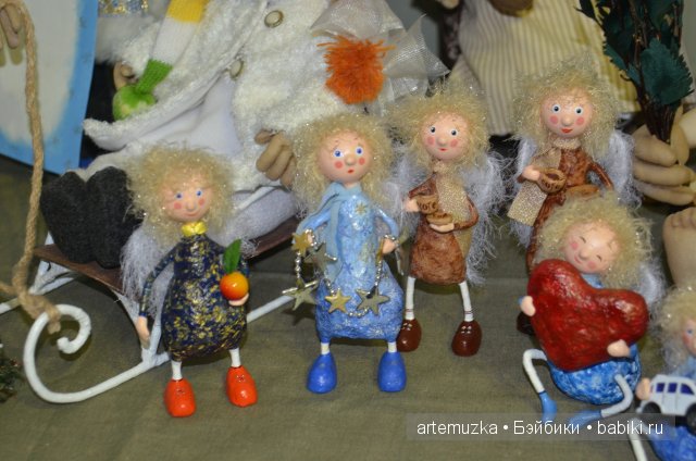В Калининграде началась шестая выставка-ярмарка авторских кукол и мишек Тедди Балтийский вернисаж