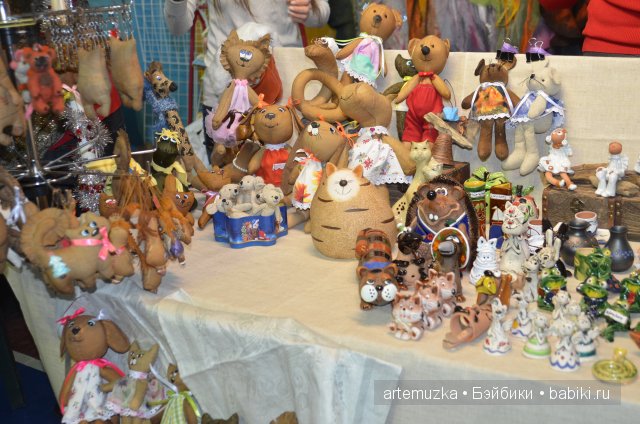 В Калининграде началась шестая выставка-ярмарка авторских кукол и мишек Тедди Балтийский вернисаж