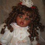 Смуглянка- хулиганка от Файзох Спанос (FayZah Spanos)