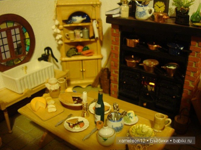 В гостях у хоббита. Румбокс своими руками от Maddie Brindley