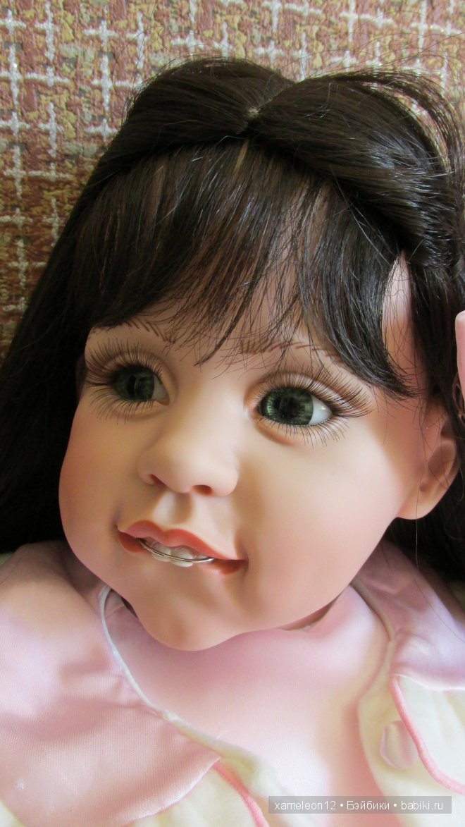 редкая кукла от Fayzah Spanos