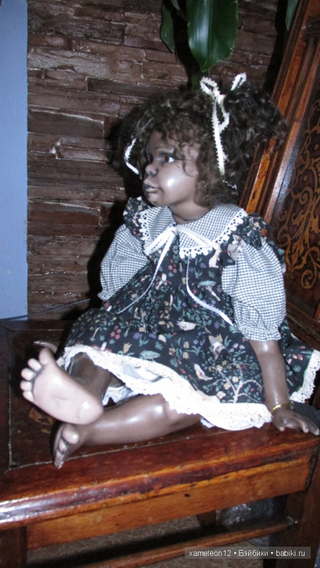 Clare от Robyn Joynson