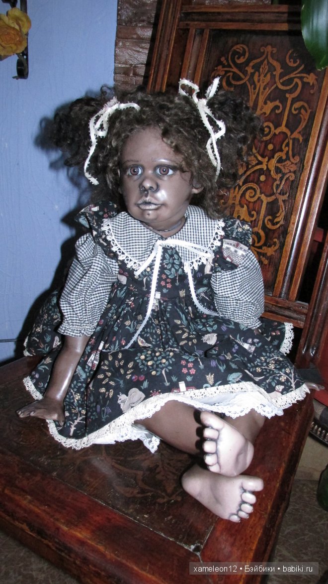 Clare от Robyn Joynson