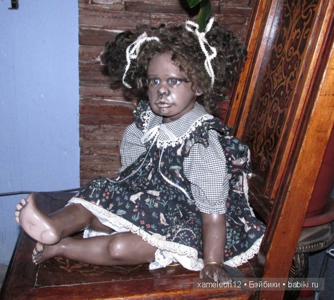 Clare от Robyn Joynson