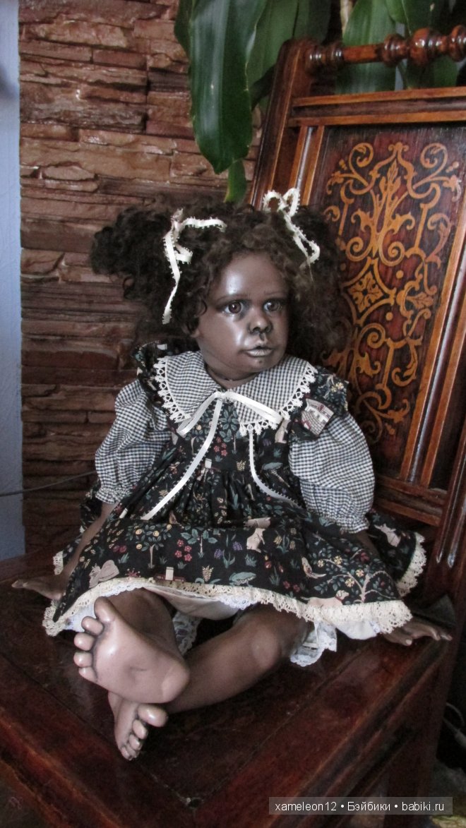 Clare от Robyn Joynson