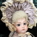 Маленькая Брю? Помогите опознать...