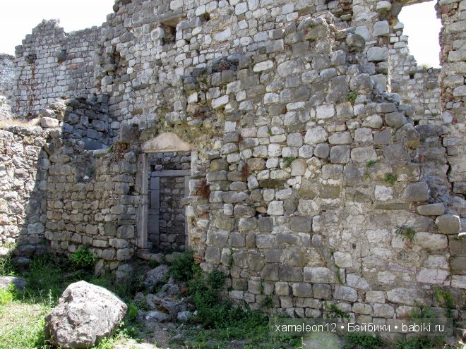 Черногория. Часть 2. Старый город Бар