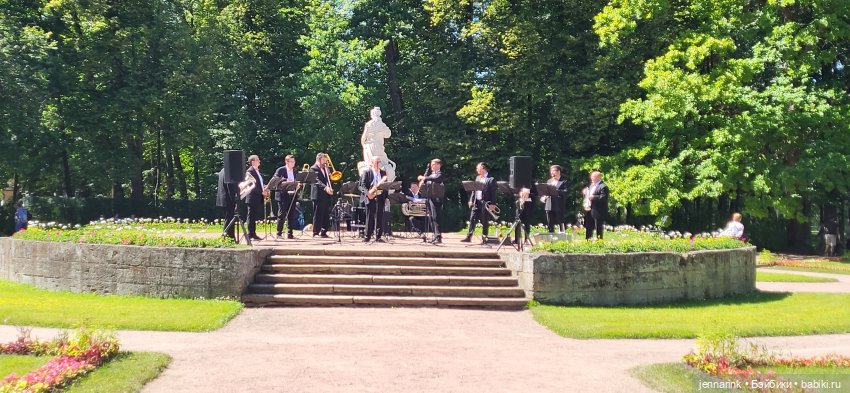 Фестиваль цветов «Императорский букет баснописцу» в Павловске