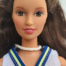 Generation Girl Lara Barbie doll 1999