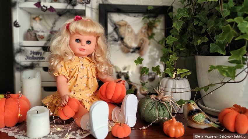 Кукла ГДР отмечает Хеллоуин (фото 10)