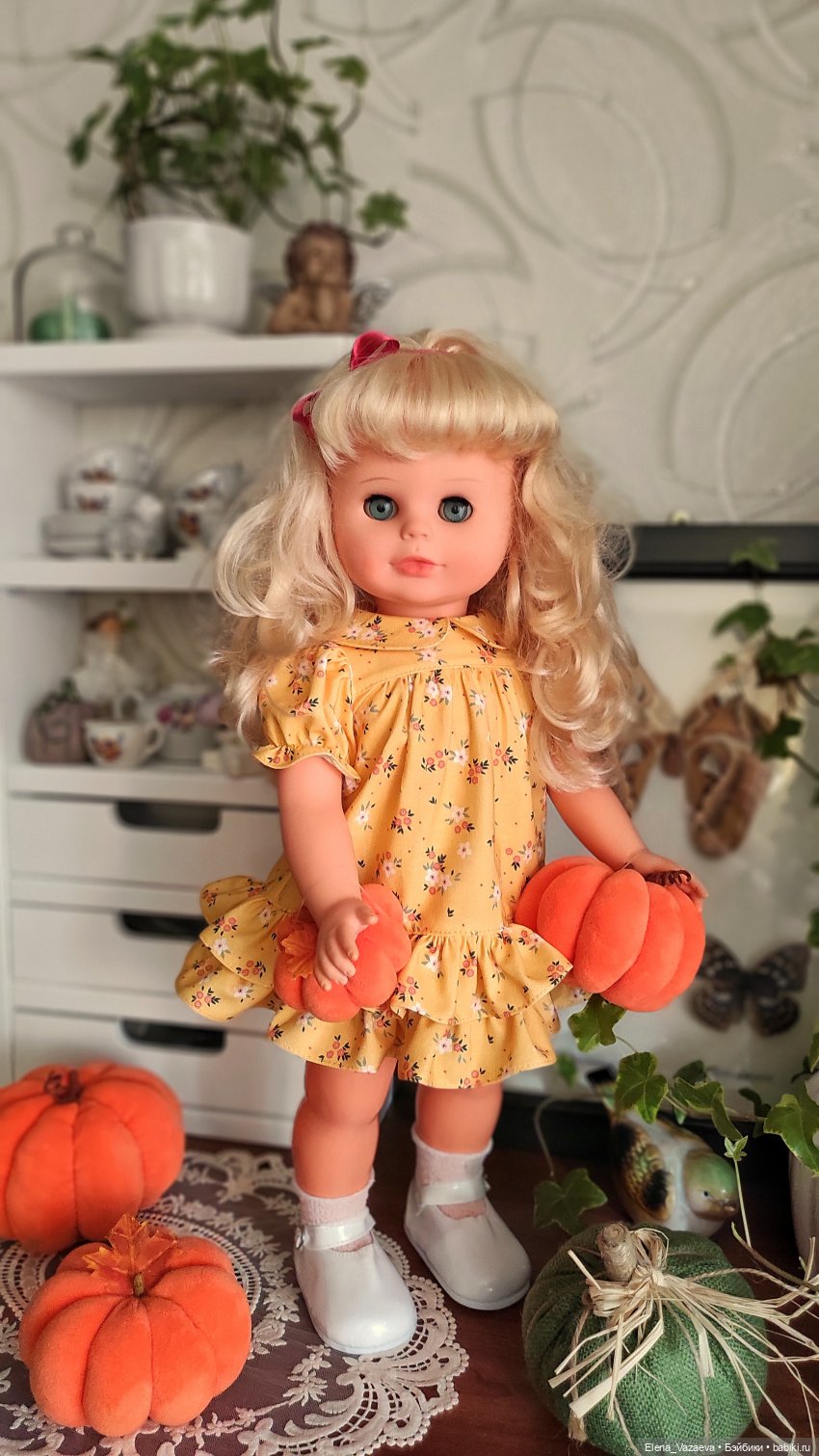 Кукла ГДР отмечает Хеллоуин (фото 2)