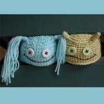 Малыши в смешных шапочках