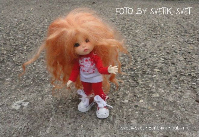 Погуляли мы немножко,показали мы одежки