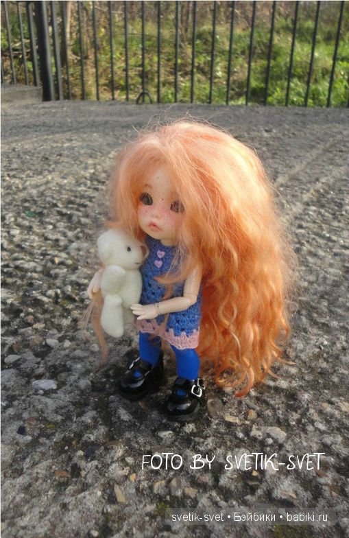 Погуляли мы немножко,показали мы одежки