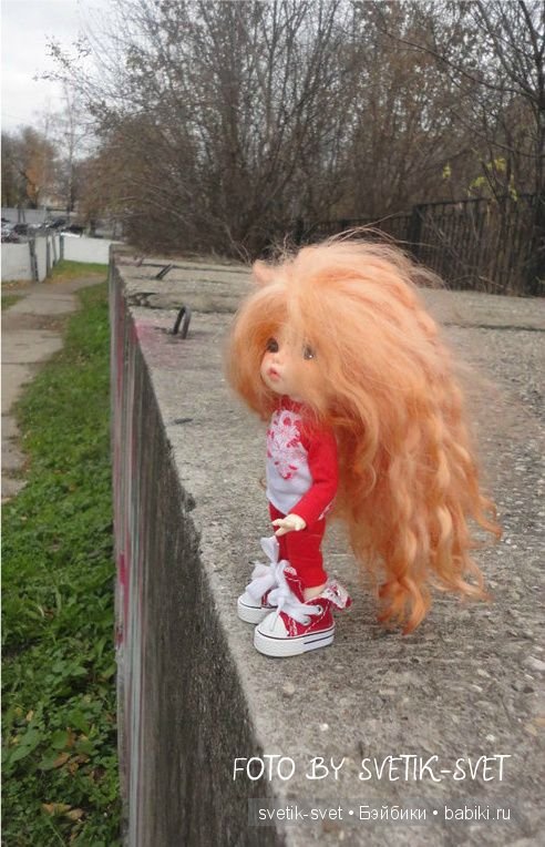 Погуляли мы немножко,показали мы одежки