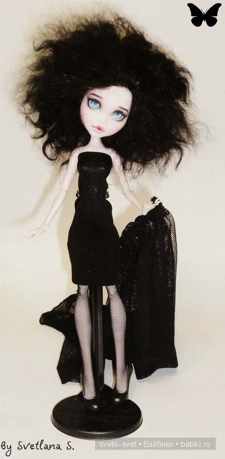 Новые наряды! (Монстр Хай)