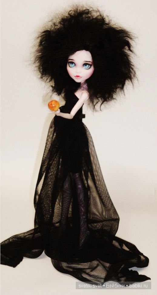 Новые наряды! (Монстр Хай)