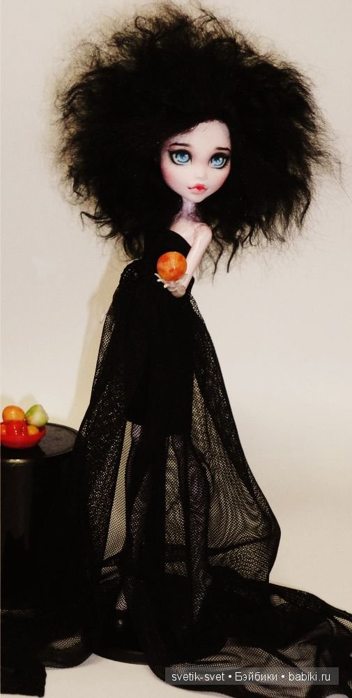 Новые наряды! (Монстр Хай)