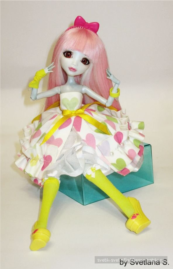 Наряды для кукол монстр хай (фото 7)