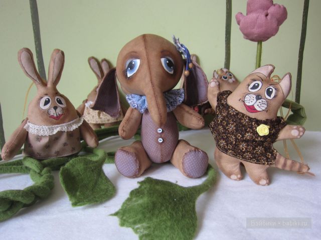 слоник Поль