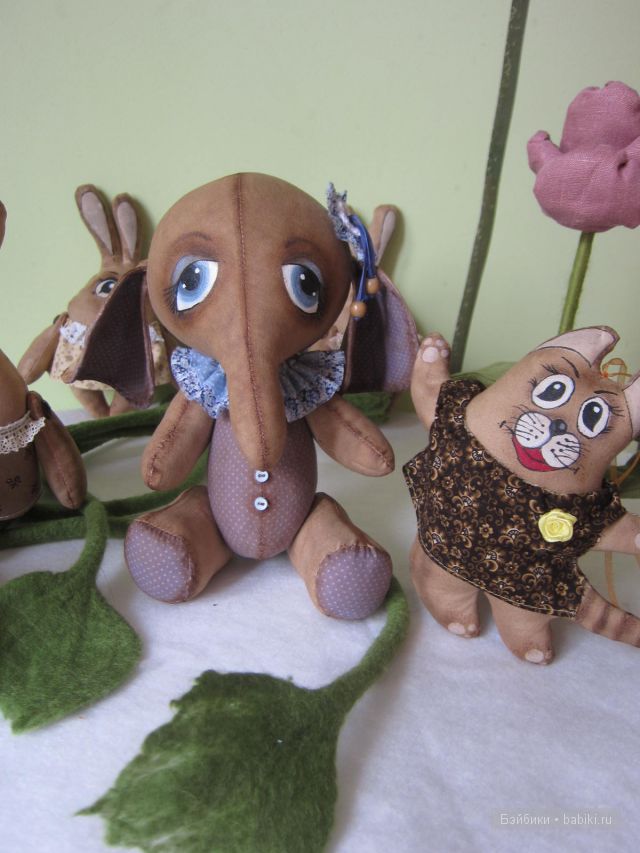 слоник Поль