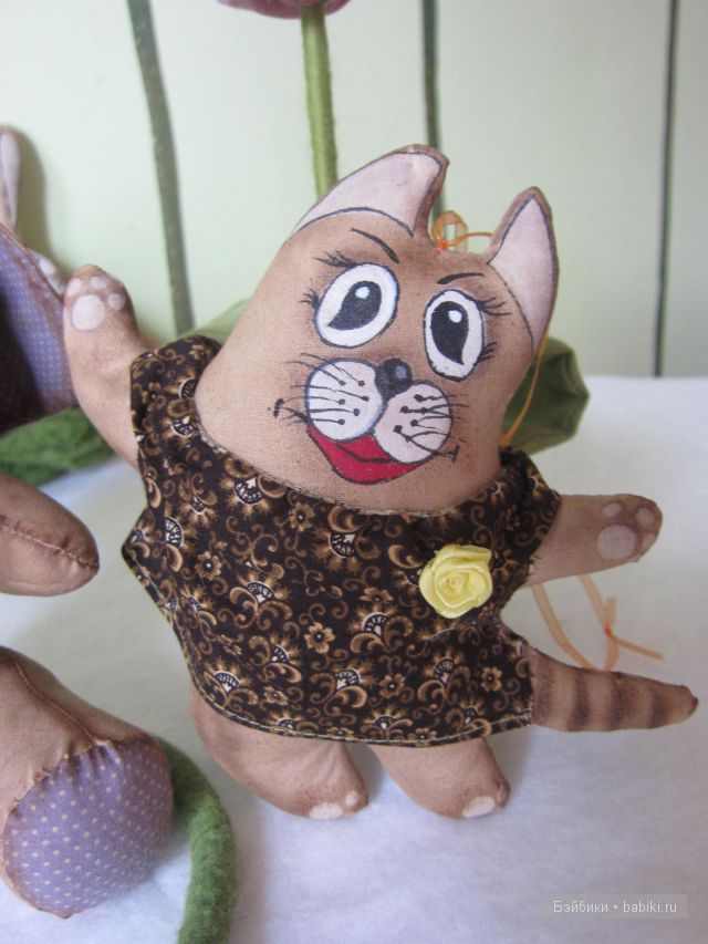 слоник Поль