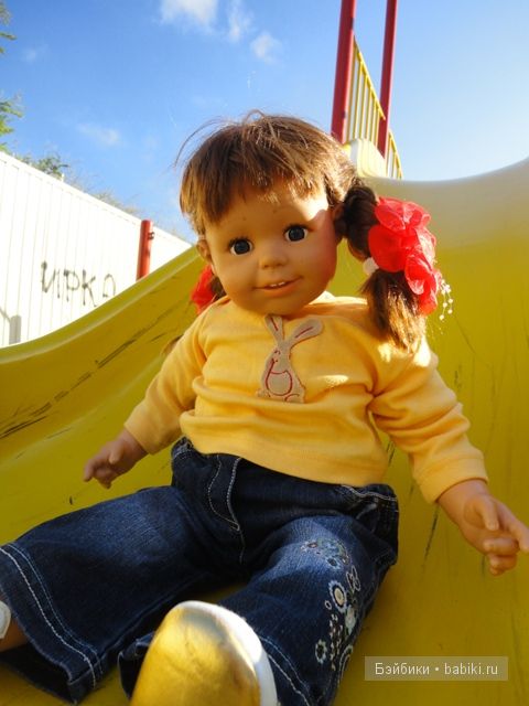 Даша на площадке Даша на площадке