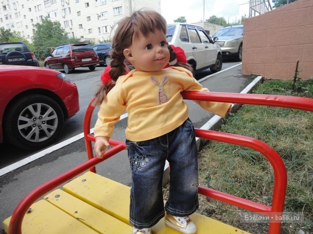 Даша на площадке Даша на площадке