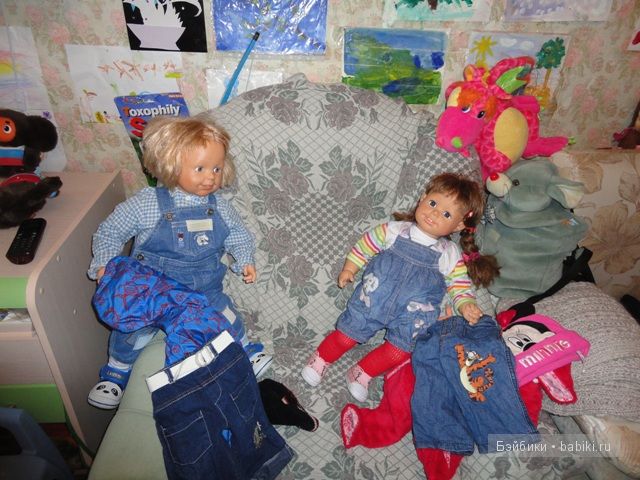 Даша и Андрюша гуляли. Куклы SMOBY