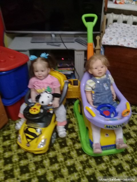 Новая машинка, или как помирить детей