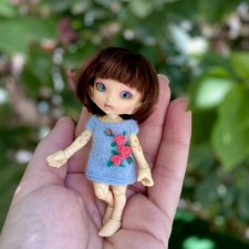 Платья с вышивкой для Realpuki