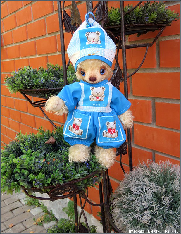 Мишка Михаэлла играет в песочнице | Бэйбики Мишка Михаэлла играет в песочнице