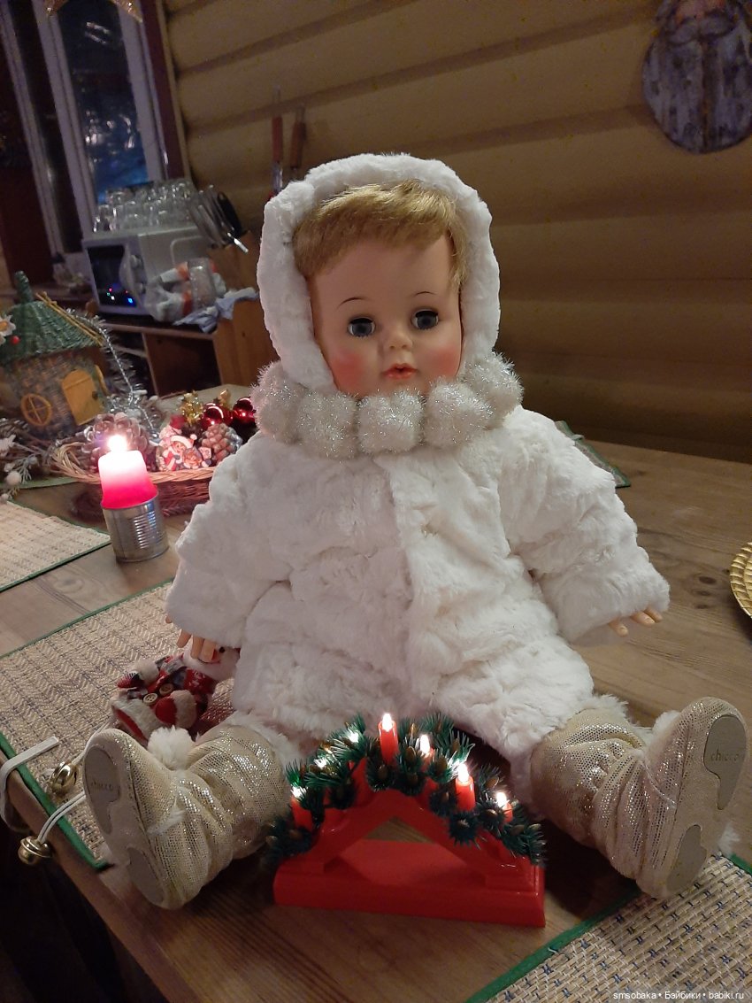 Киси была Снегурочкой в Новый 2022 Год