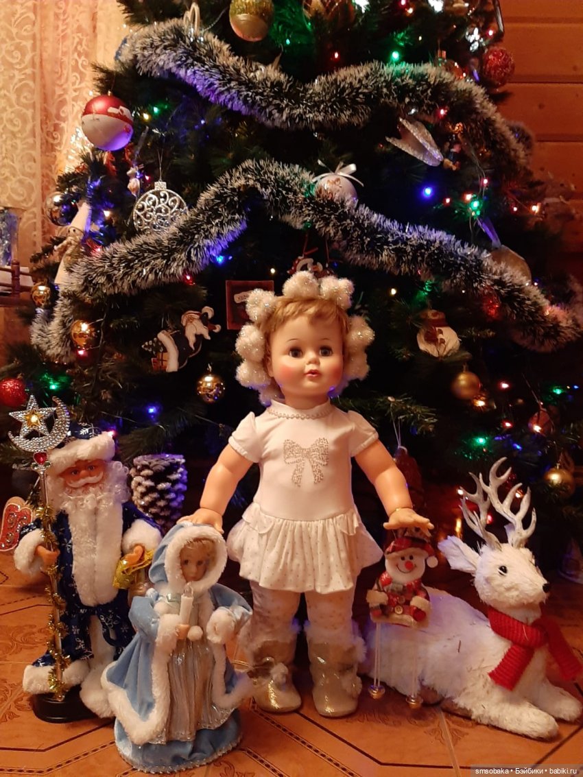 Киси была Снегурочкой в Новый 2022 Год