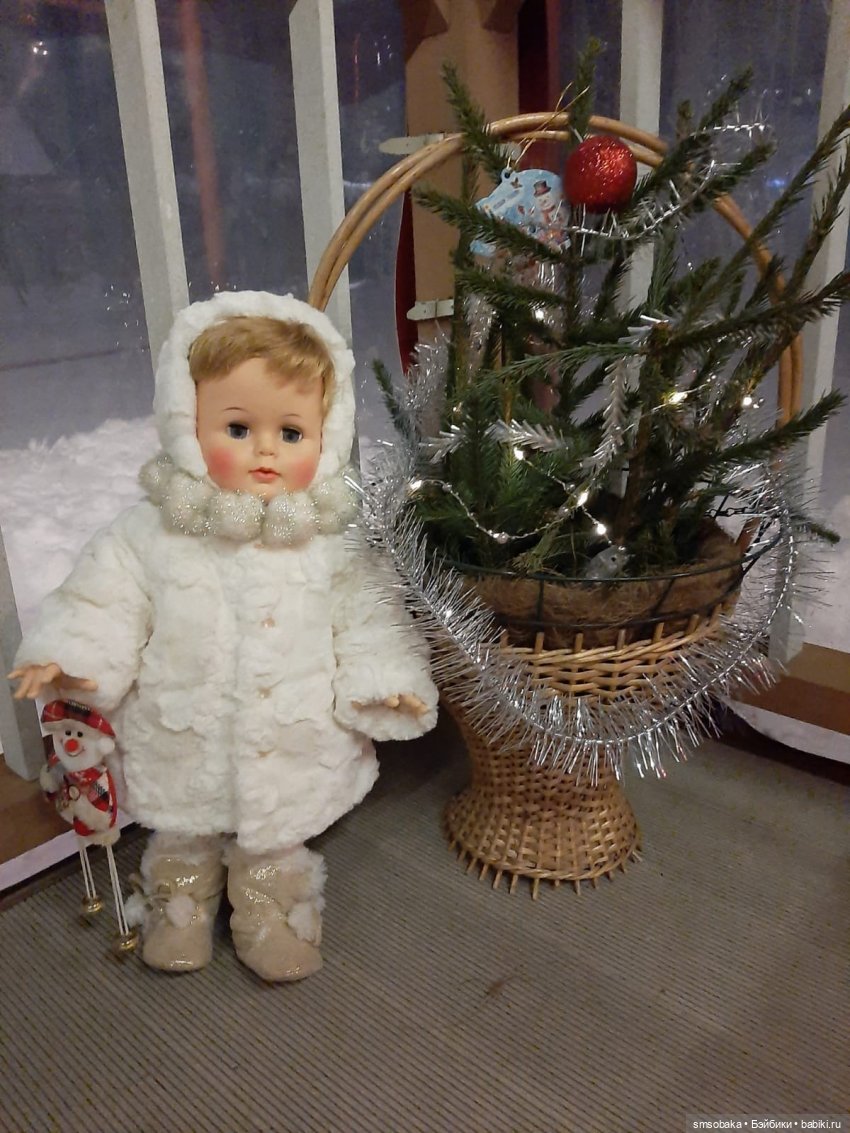 Киси была Снегурочкой в Новый 2022 Год