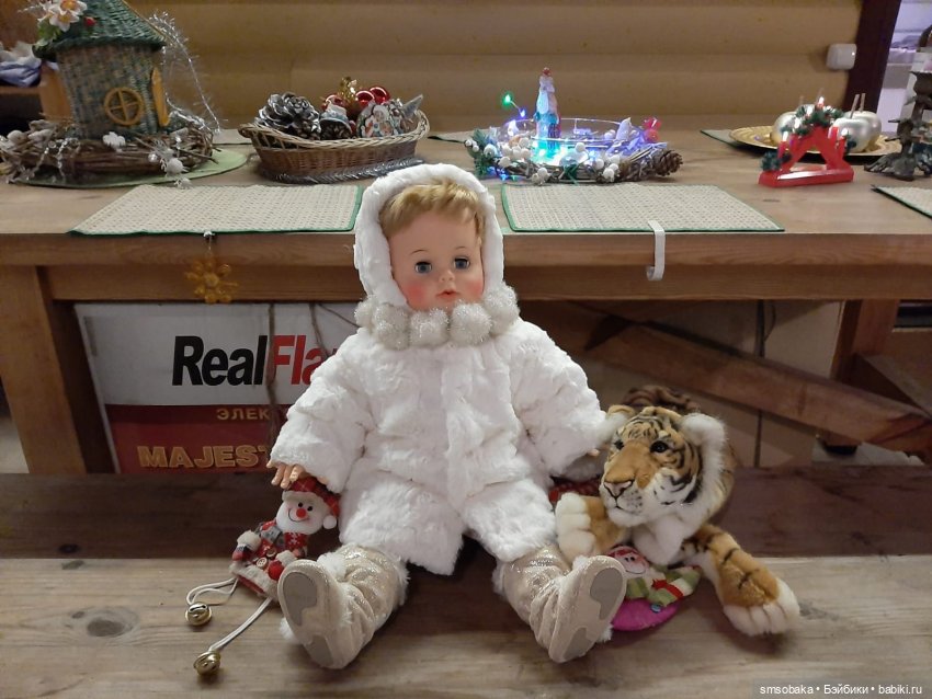 Киси была Снегурочкой в Новый 2022 Год