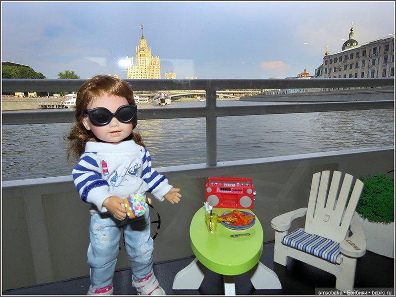 Гастрономический круиз по Москве на морской яхте “Palma де Сочи”