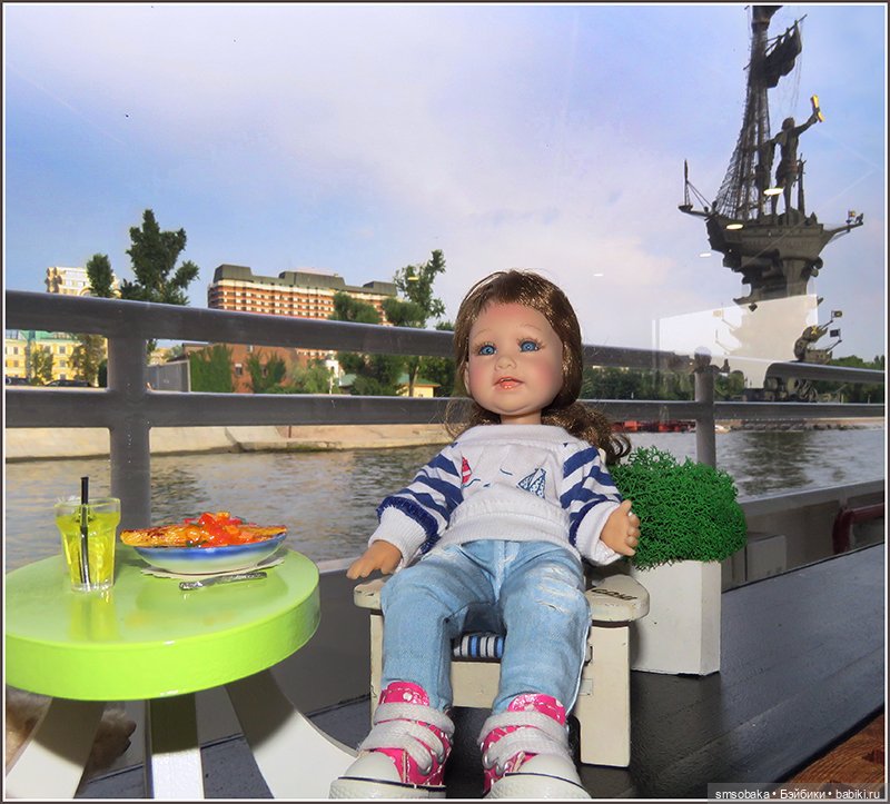 Гастрономический круиз по Москве на морской яхте “Palma де Сочи”